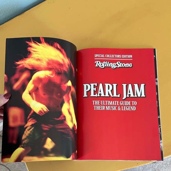 Rolling Stone Pearl Jam Special Collectors Edition Magazine - Picture 11 of 11